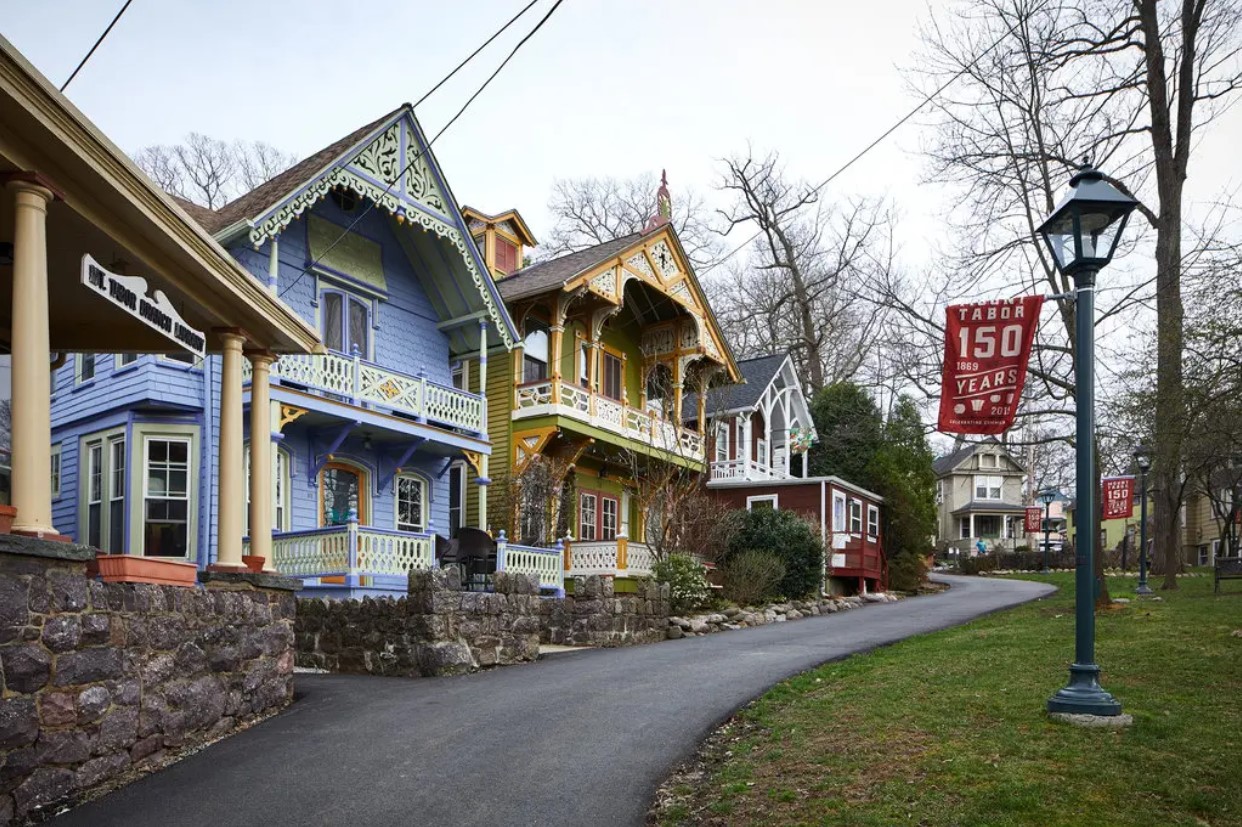 Victorian Homes in the Mount Tabor Neighborhood